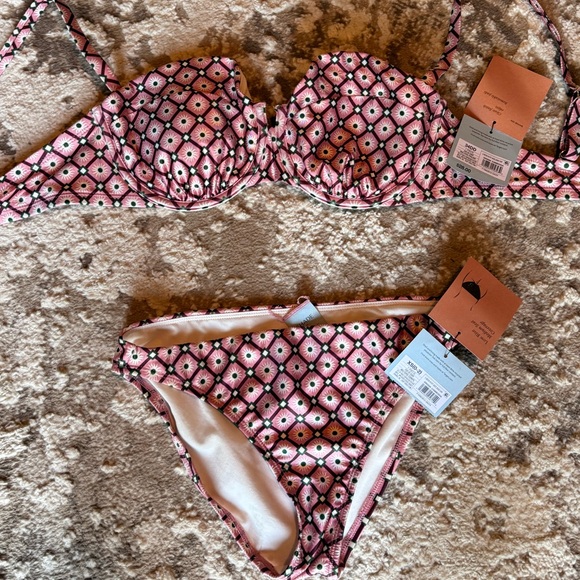 Shade & Shore Other - Shade & Shore Pink Floral Bikini Top and Bottom Set